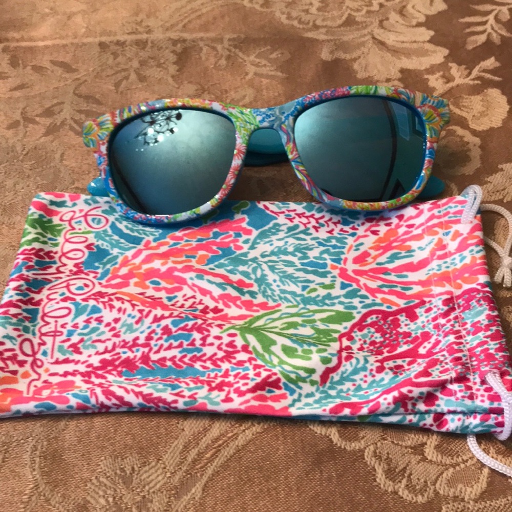 Amazing condition Lilly Pulitzer Maddie Sunglasses